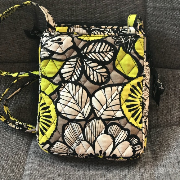 Vera Bradley Citron Crossbody - Picture 3 of 5